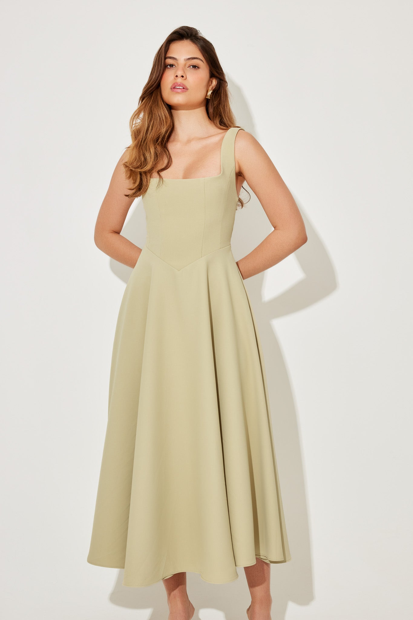 Ylva – Elegantes Midikleid | Anmutig, Schick, Zeitlos