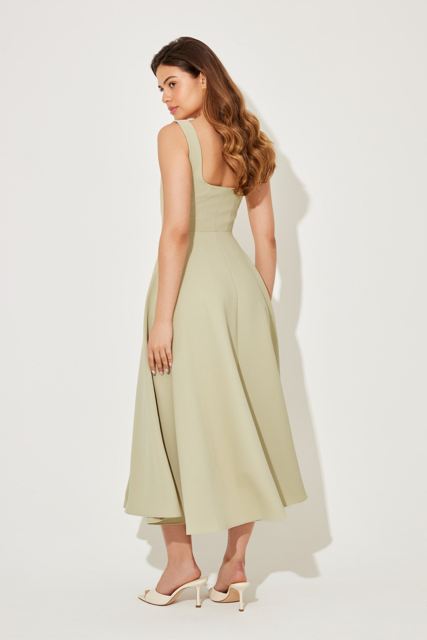 Ylva – Elegantes Midikleid | Anmutig, Schick, Zeitlos