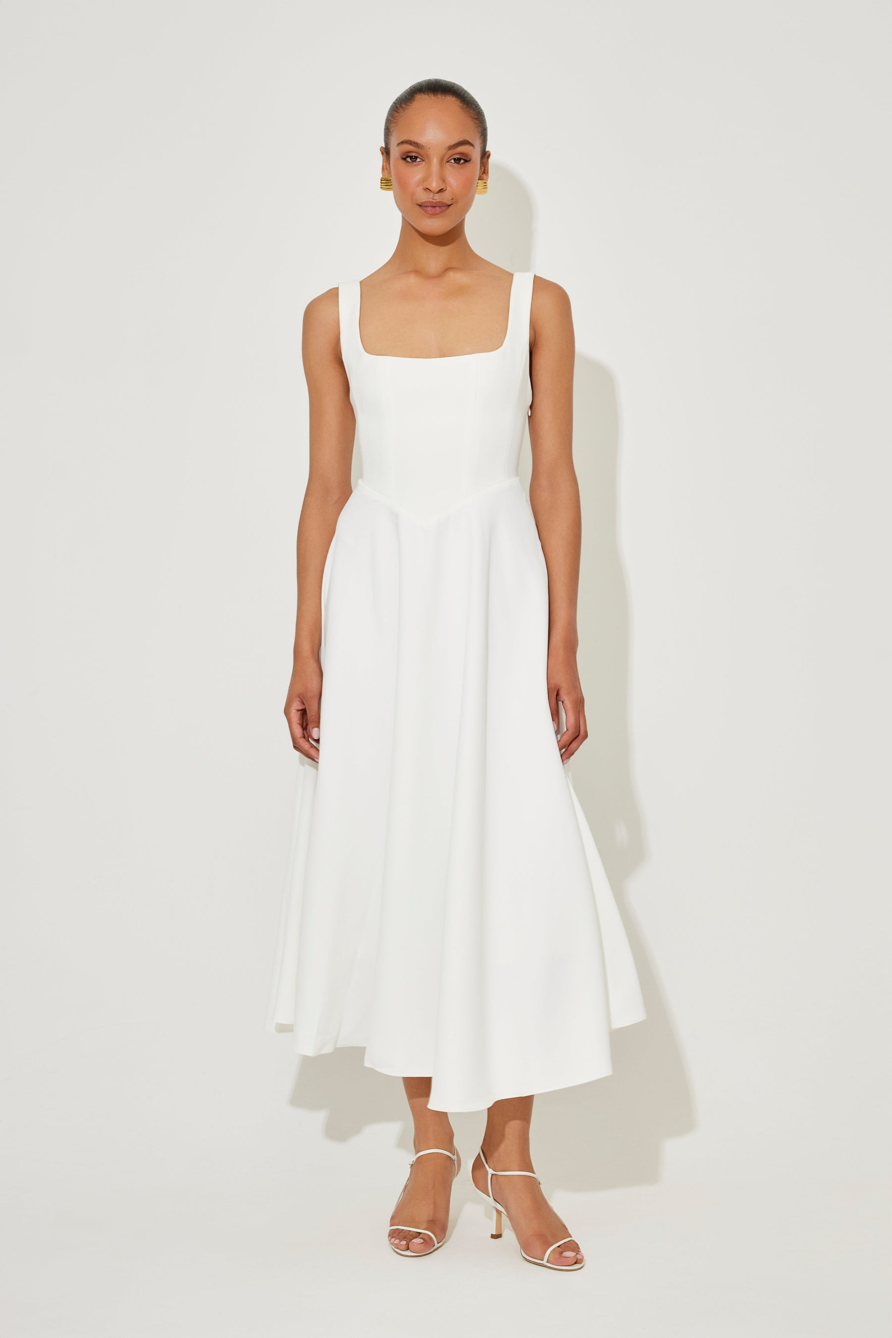Ylva – Elegantes Midikleid | Anmutig, Schick, Zeitlos