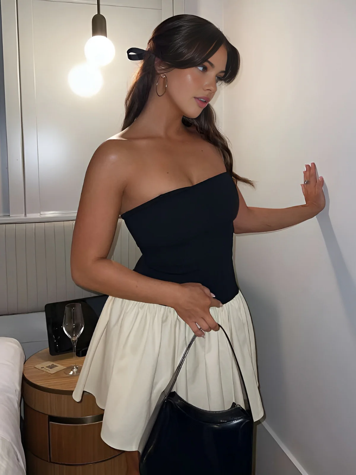 Emily | Flare Fit Rückenfreies Kleid