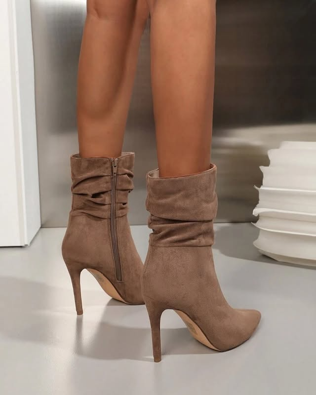Stiefeletten mit spitzem Absatz | Schicke und zeitlose Eleganz