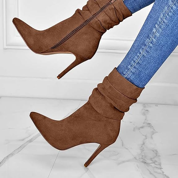 Stiefeletten mit spitzem Absatz | Schicke und zeitlose Eleganz