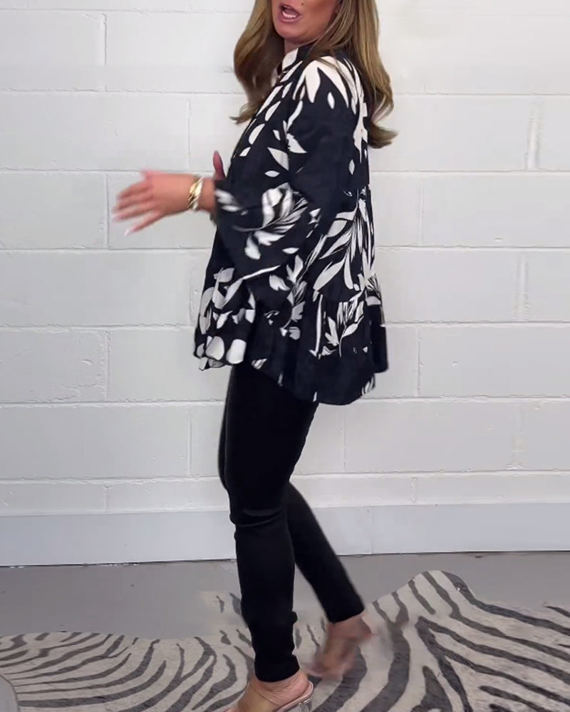Cairene - V-Ausschnitt Top mit Ausgestellten Ärmeln | Elegante & Stilvolle Bluse