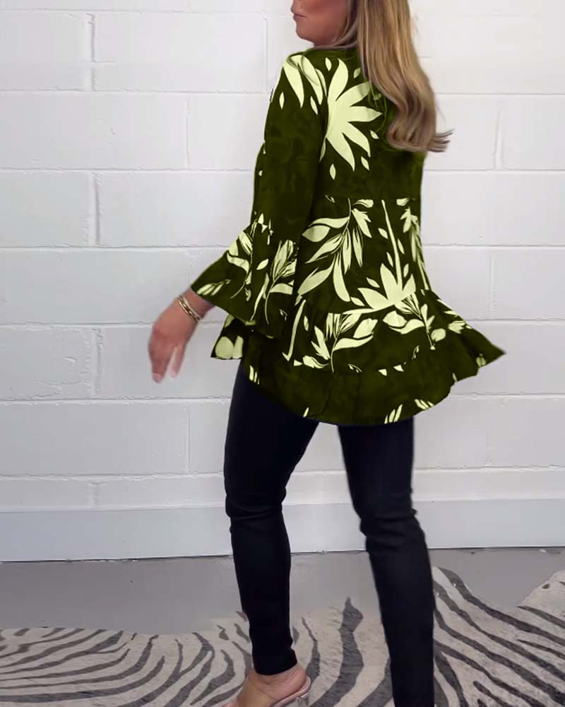 Cairene - V-Ausschnitt Top mit Ausgestellten Ärmeln | Elegante & Stilvolle Bluse