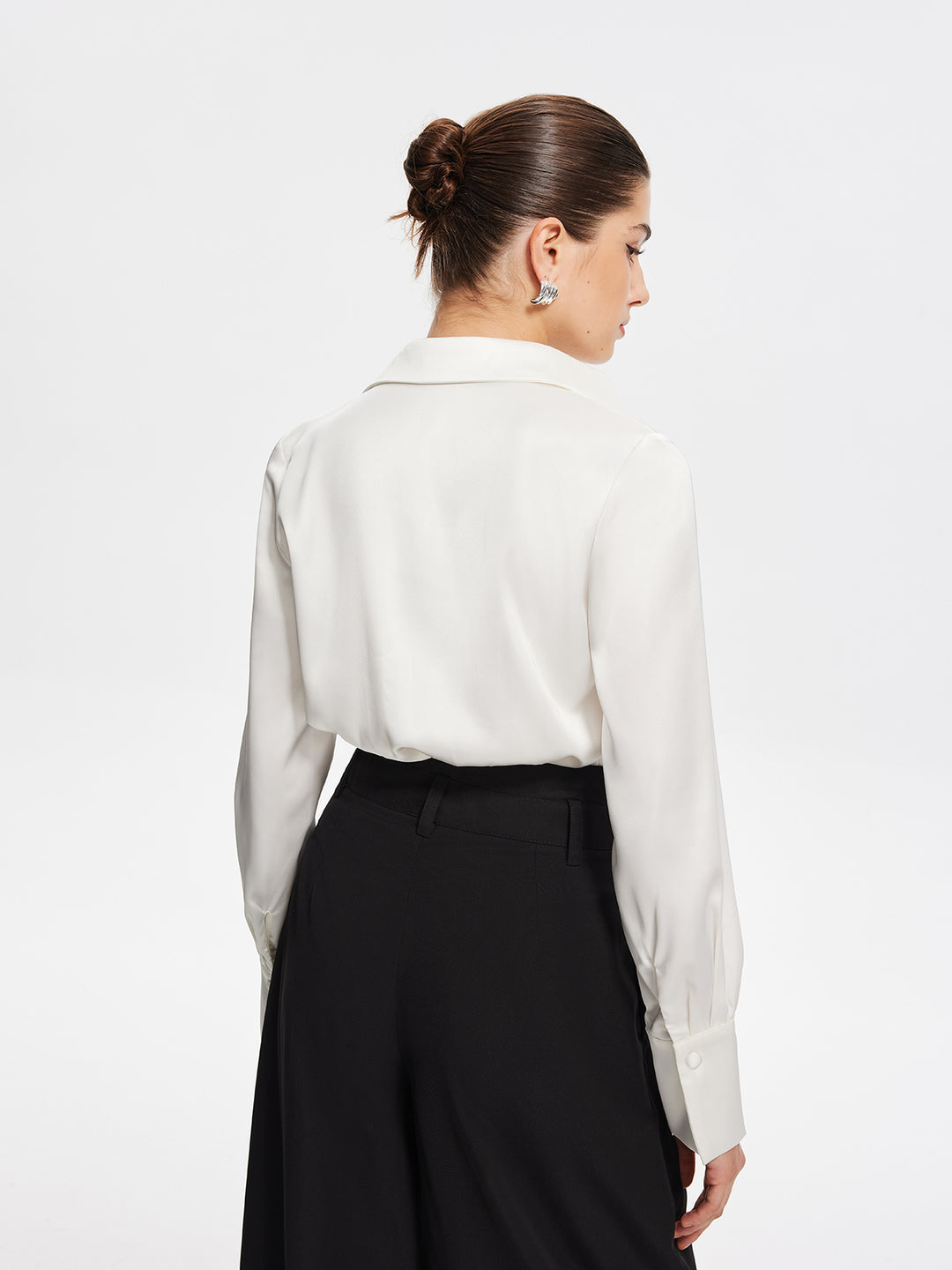 Liza Bluse | Zeitloser & Müheloser Stil