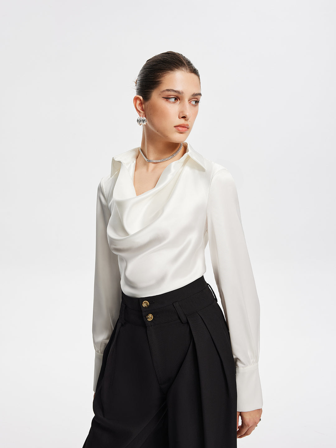 Liza Bluse | Zeitloser & Müheloser Stil