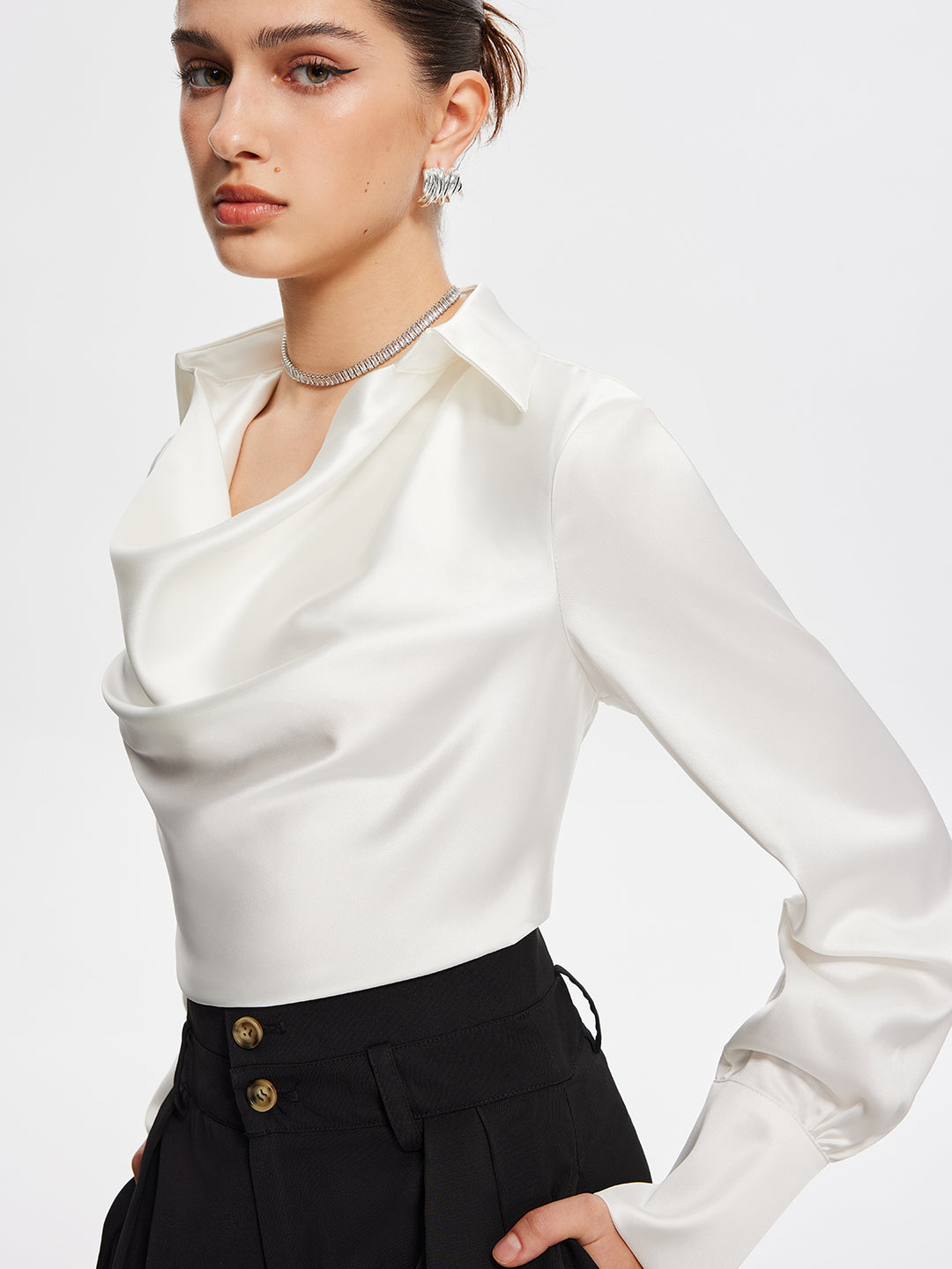 Liza Bluse | Zeitloser & Müheloser Stil