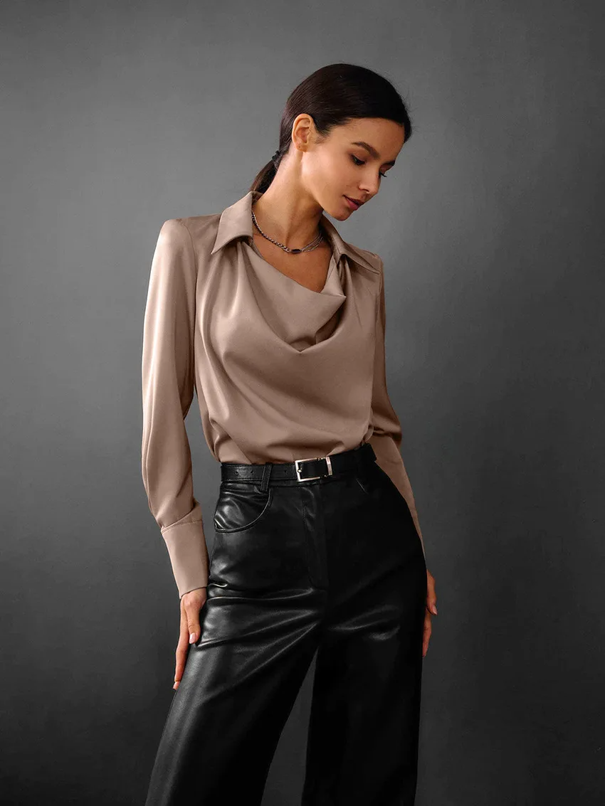 Liza Bluse | Zeitloser & Müheloser Stil
