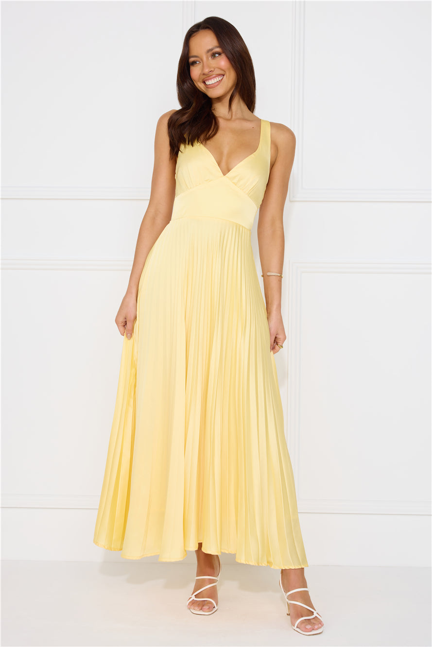 Molly - Fließendes Plissiertes Maxikleid | Zeitlose Eleganz bei jedem Schritt