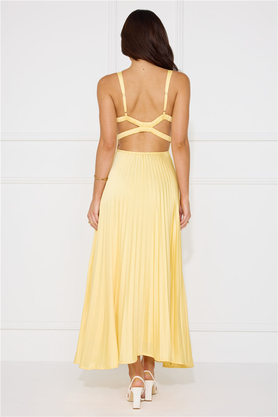 Molly - Fließendes Plissiertes Maxikleid | Zeitlose Eleganz bei jedem Schritt