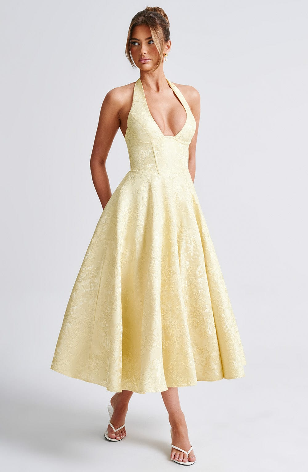 Tifanny - Schickes Träger-Midikleid | Körperbetonte Passform