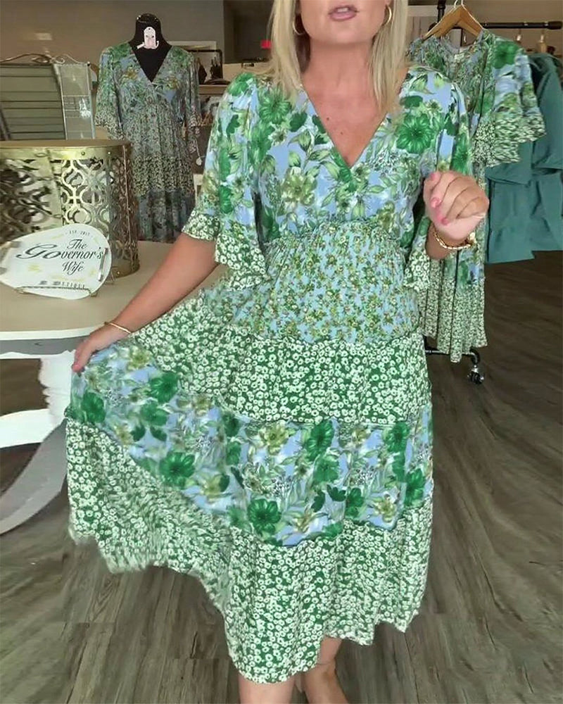 Norine – V-Ausschnitt-Blumenkleid | Mühelos feminin, ganz du selbst