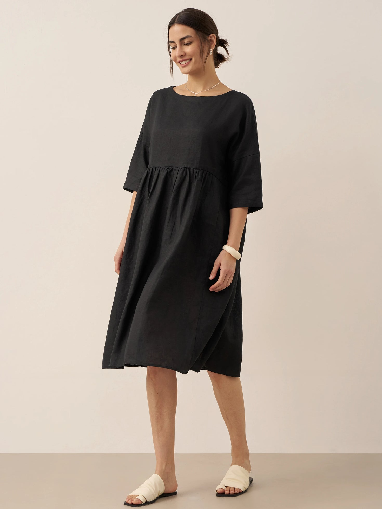 Lillian – Baumwollkleid | Zeitlose Schönheit, mühelose Passform