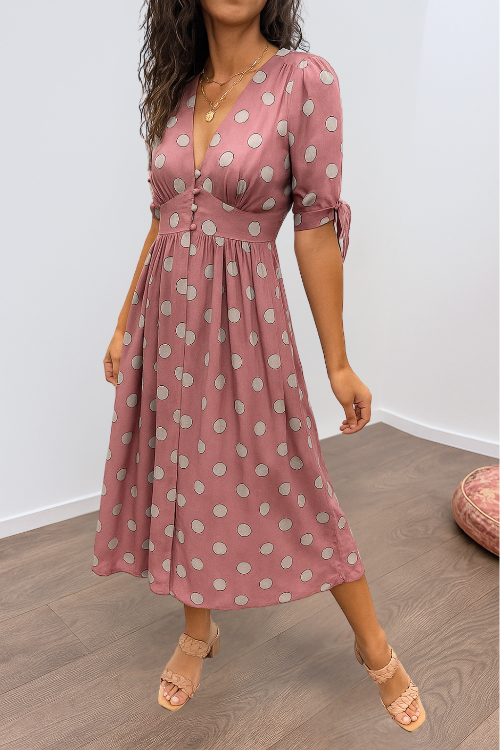 Rylee – Polka Dot Kleid | Zeitlose Eleganz