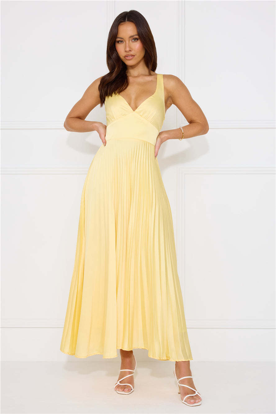 Molly - Fließendes Plissiertes Maxikleid | Zeitlose Eleganz bei jedem Schritt