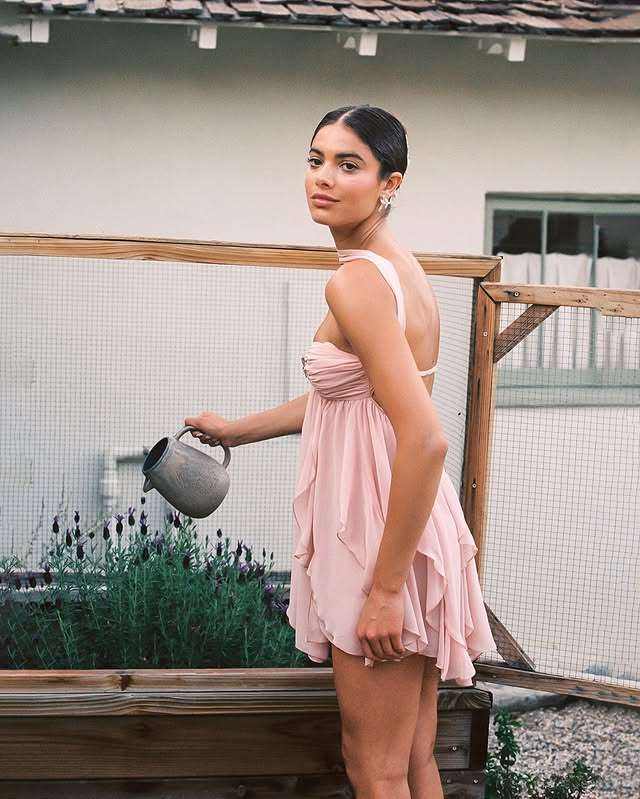 Elina - Chiffon-Minikleid | Luftige Eleganz mit Rüschen