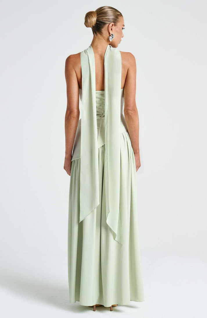 Trina - Viskoses Maxikleid | Elegant, Gewagt, Wandelbar