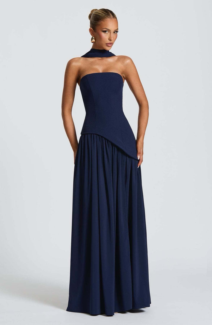 Trina - Viskoses Maxikleid | Elegant, Gewagt, Wandelbar