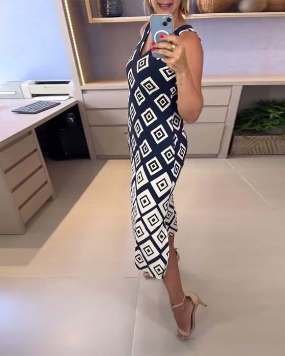 Romy - Schlichtes und Einfaches Kleid mit V-Ausschnitt | Das Ultimative Kleidungsstück für Den Sommer