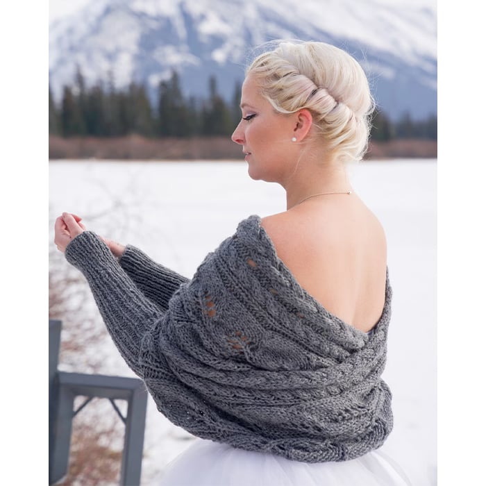 Lori | Kuscheliges Strick-Cape Wrap