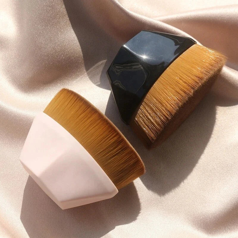 Besser als der Beautyblender, der Flawless Foundation-Pinsel